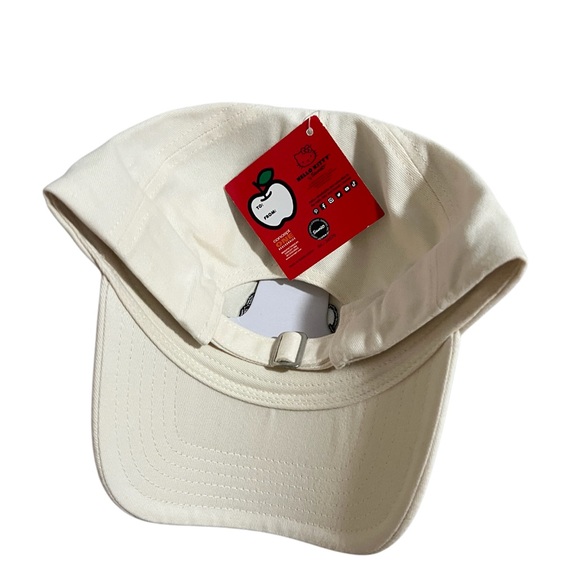 Hello Kitty Embroidered Character Head Art Adult White Baseball Cap NWT - Picture 5 of 7